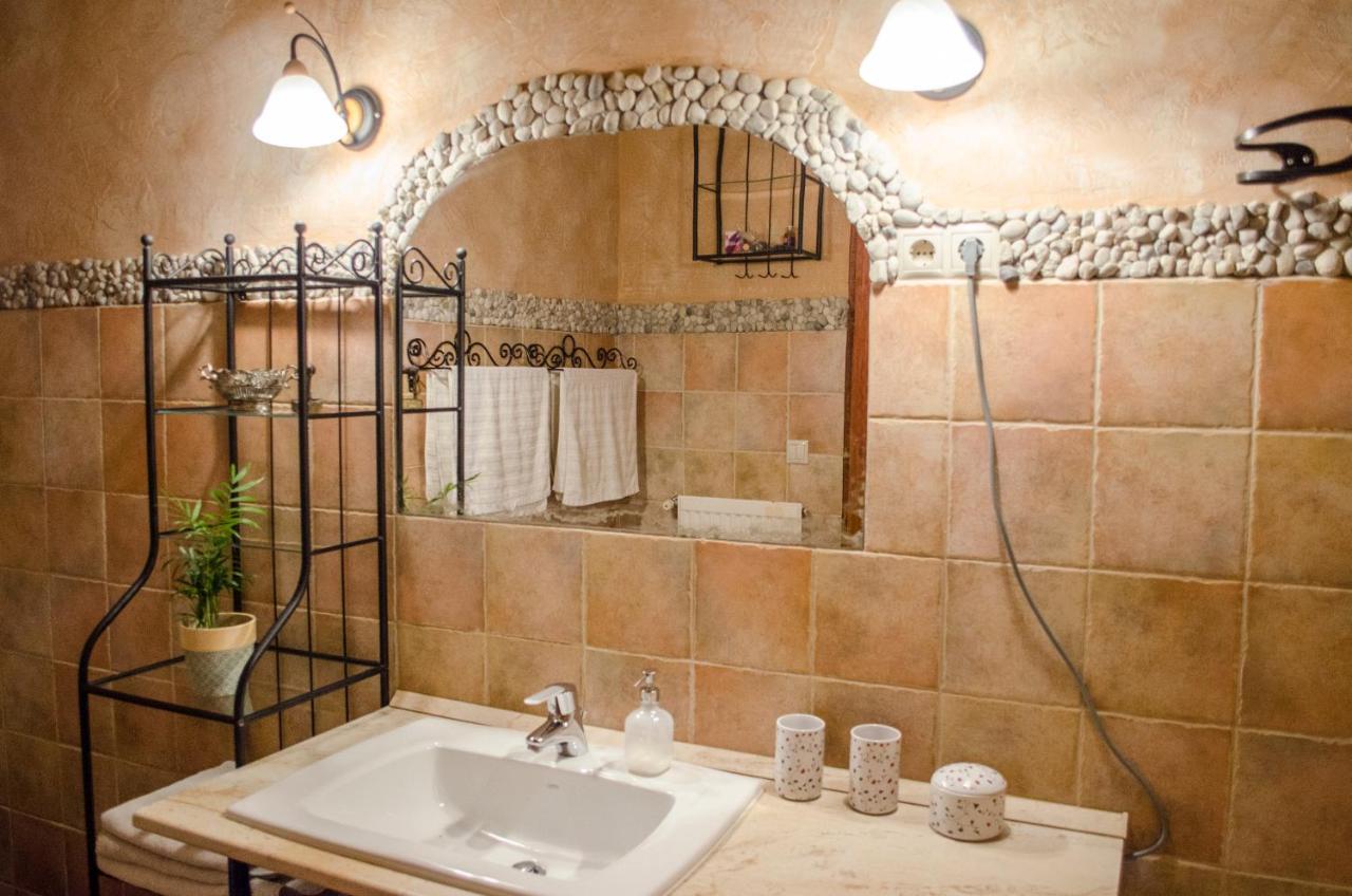 Kohaz Apartman Apartment Veszprem Bagian luar foto