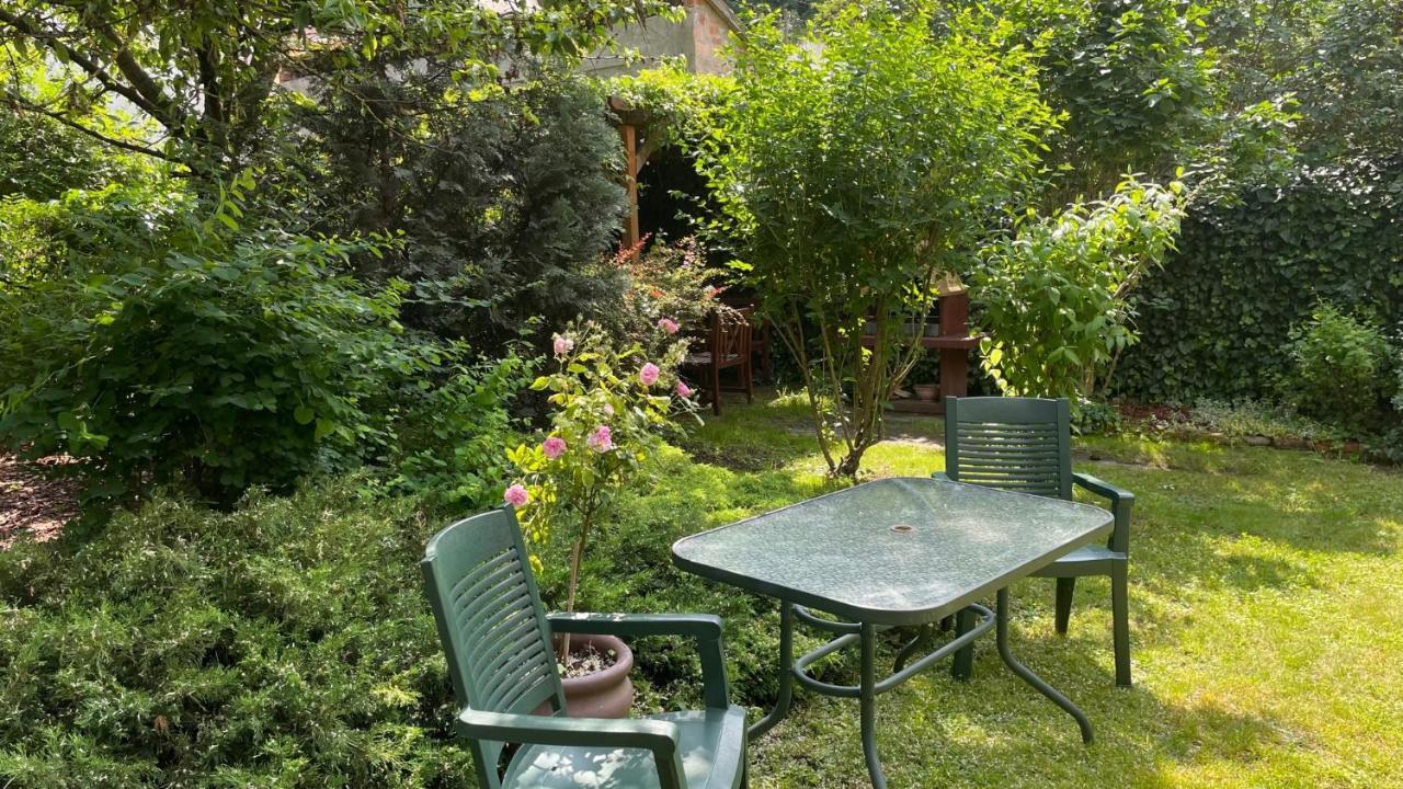 Kohaz Apartman Apartment Veszprem Bagian luar foto